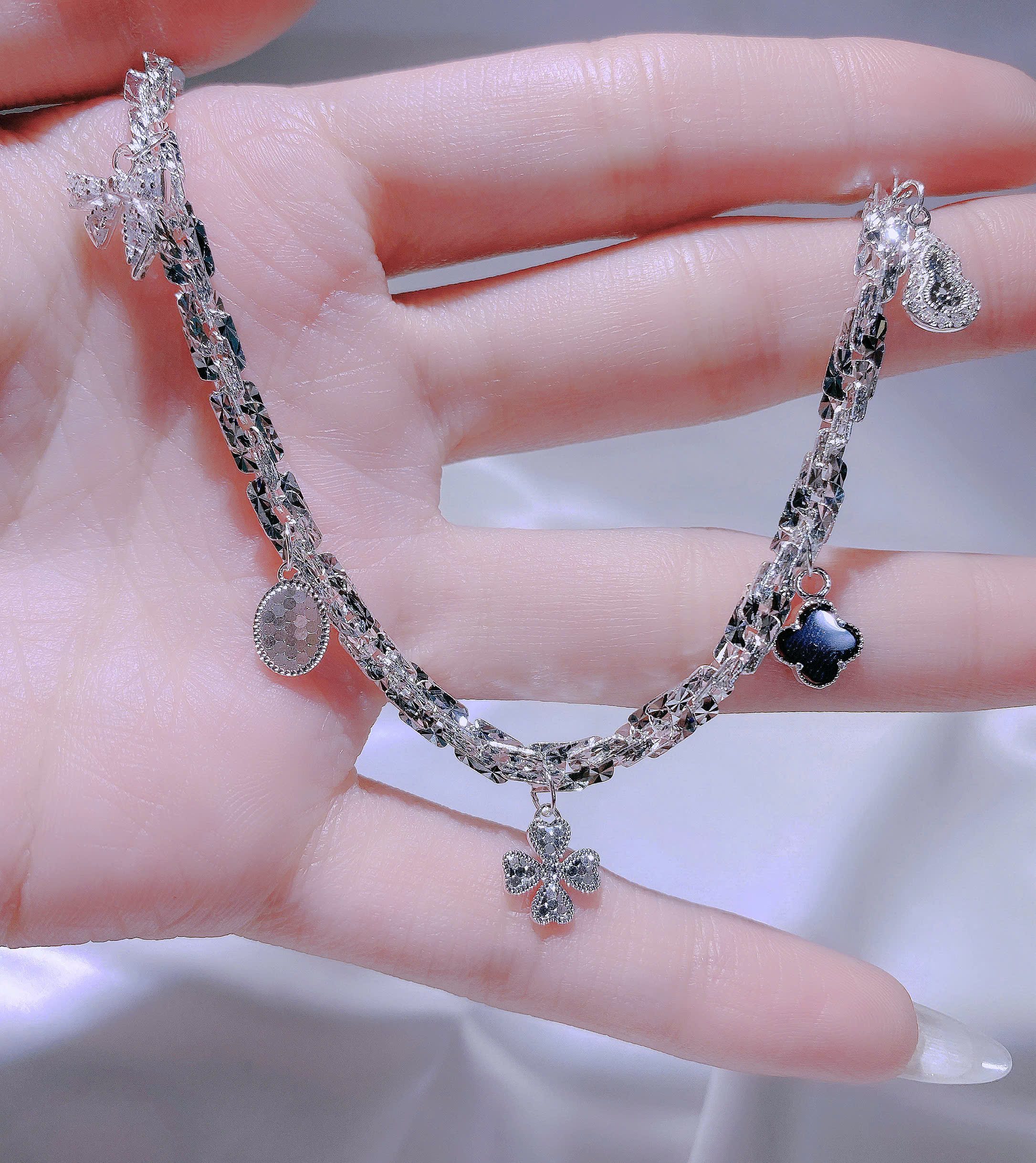 Lắc tay LPK765