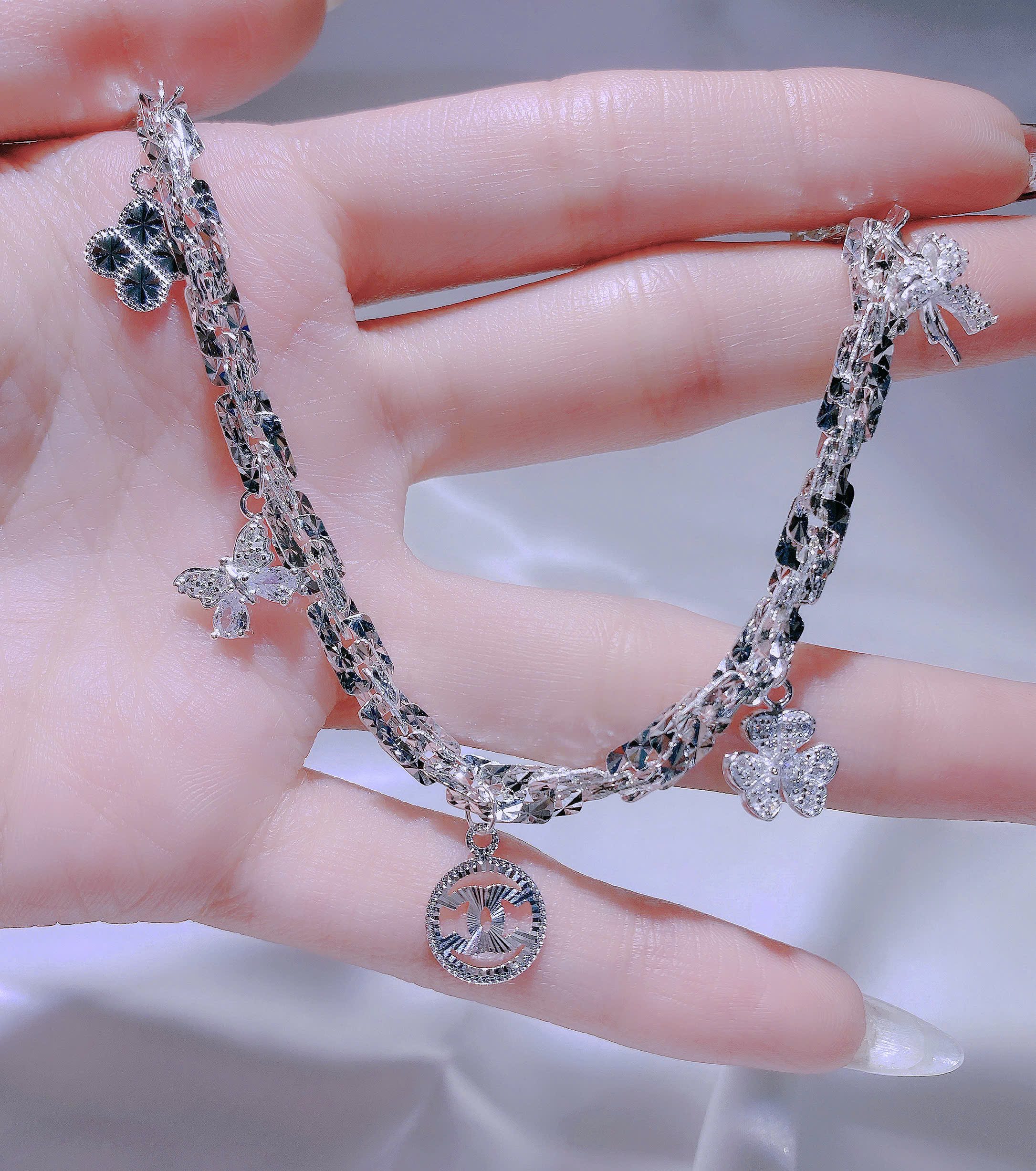 Lắc tay LPK933