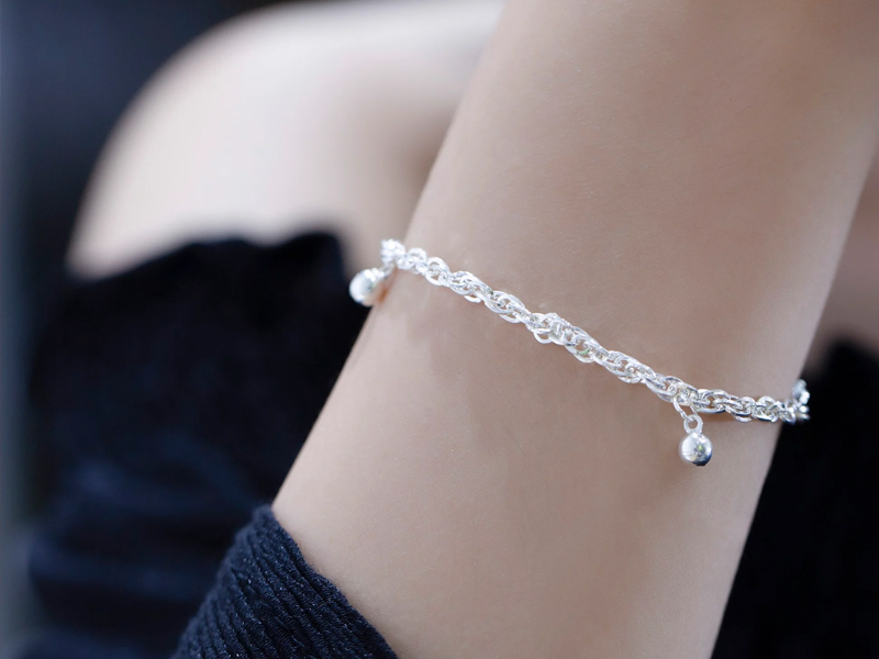 Bạc 925 thật sẽ không có mùi Bạc 925 thật sẽ không có mùi
